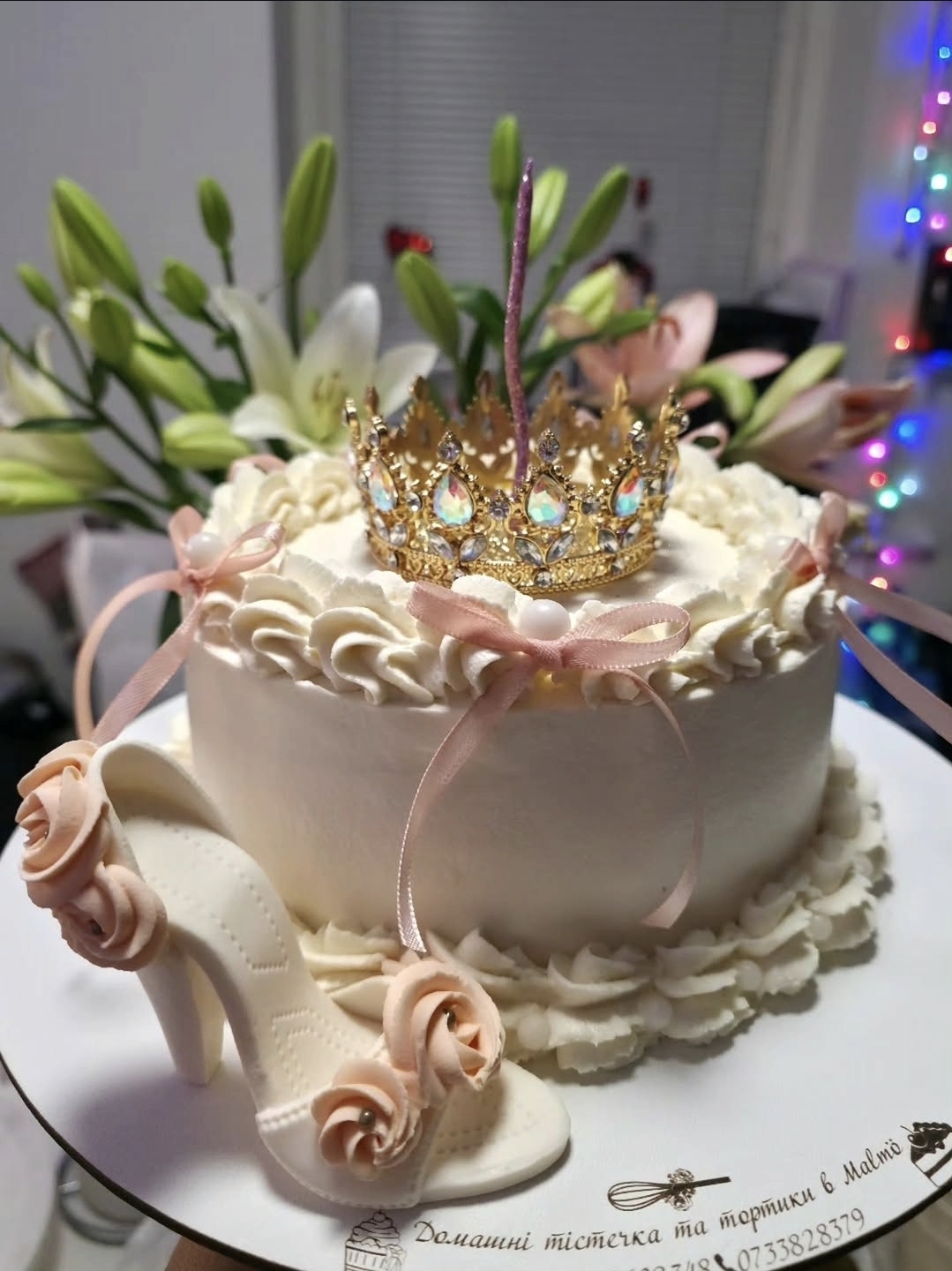 Blush Crown & Heel Cake